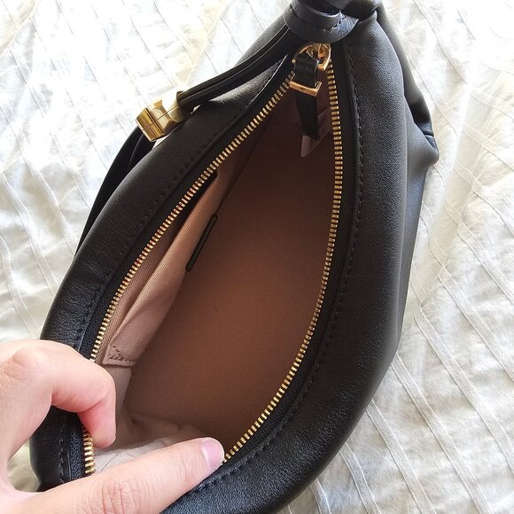 COURONNE Douce Cross 21 Bag 2024 - RCBRX24648BKX - Black w/ Gold-toned Hardware - Picture 11 of 16